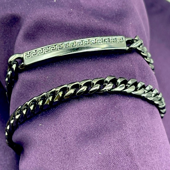 King Ice: Black Stainless Steel Link Wrap Bracelet with Fold Over Clasp Closure - Picture 4 of 14